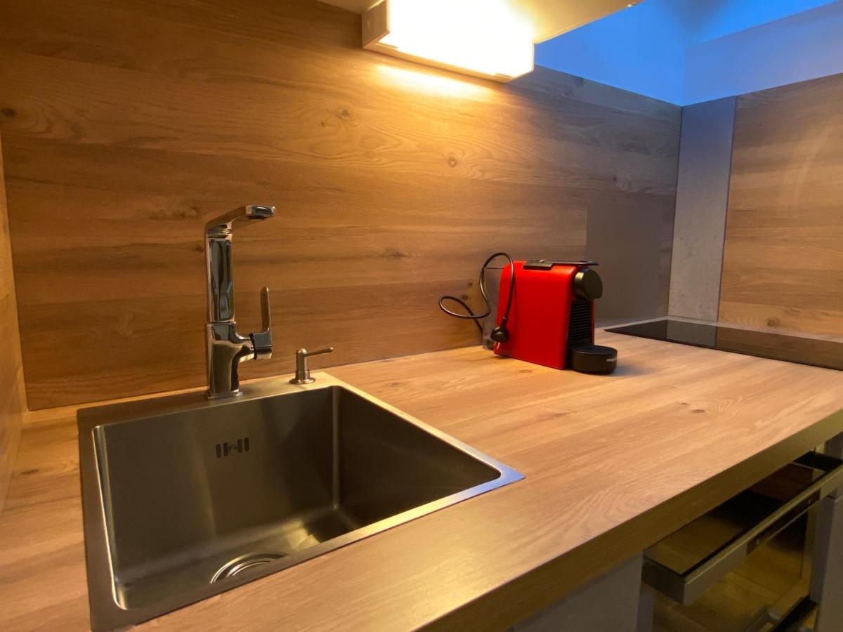 Joli Studio Renove Au Coeur De كوتيريه المظهر الخارجي الصورة